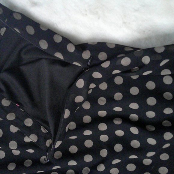 Forever 21 - High low sheer polka dot skirt - Size Large - Picture 3 of 7
